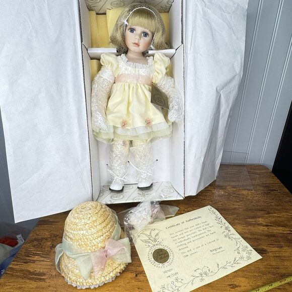Vtg Seymour Mann WENDY The Prestige Collection Flower Girl Har Porcelain #2758